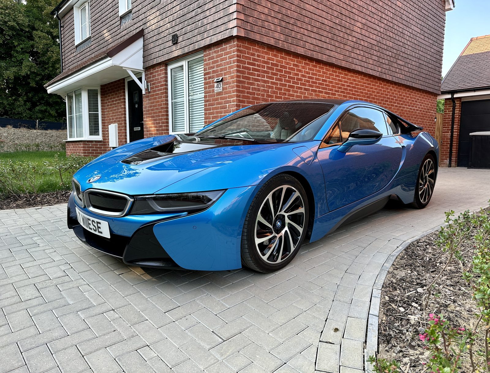 2017 BMW i8 Coupe, previously purchased by Sovereign Car Buyers